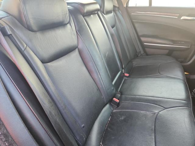 Фото 10 - CHRYSLER 300