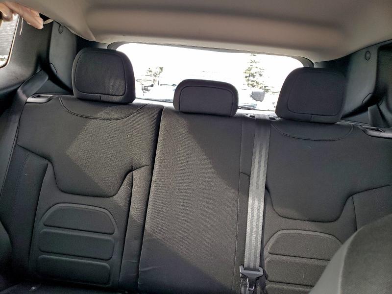 Фото 10 - JEEP RENEGADE