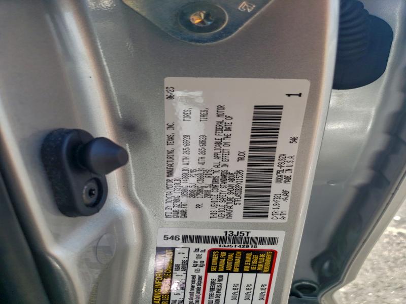 Фото 13 - TOYOTA TUNDRA