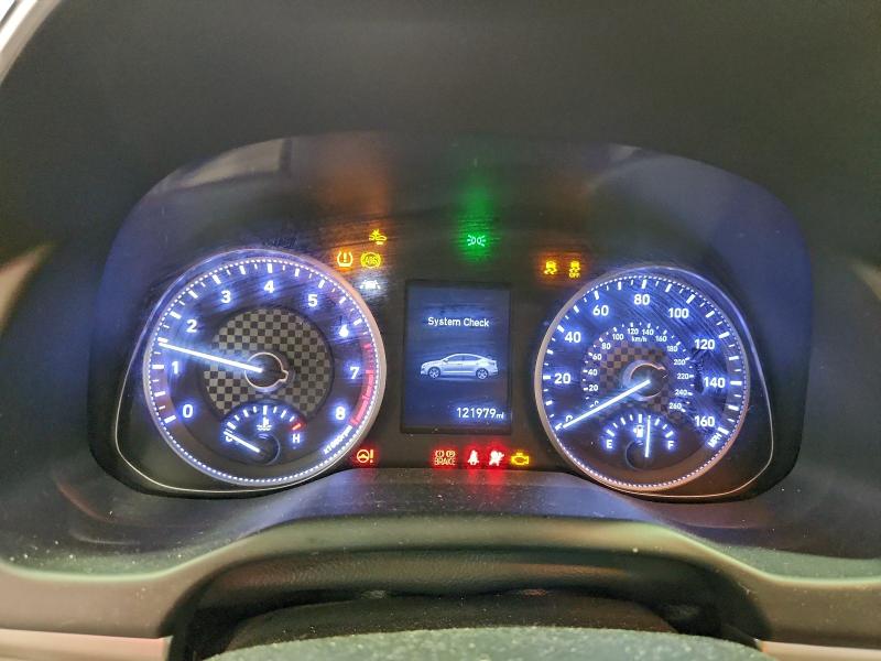 Фото 9 - HYUNDAI ELANTRA