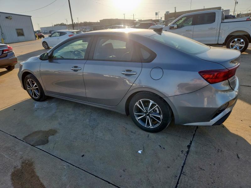 Фото 2 - KIA FORTE