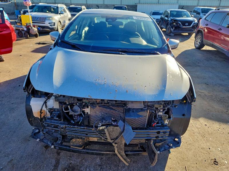 Фото 5 - NISSAN VERSA