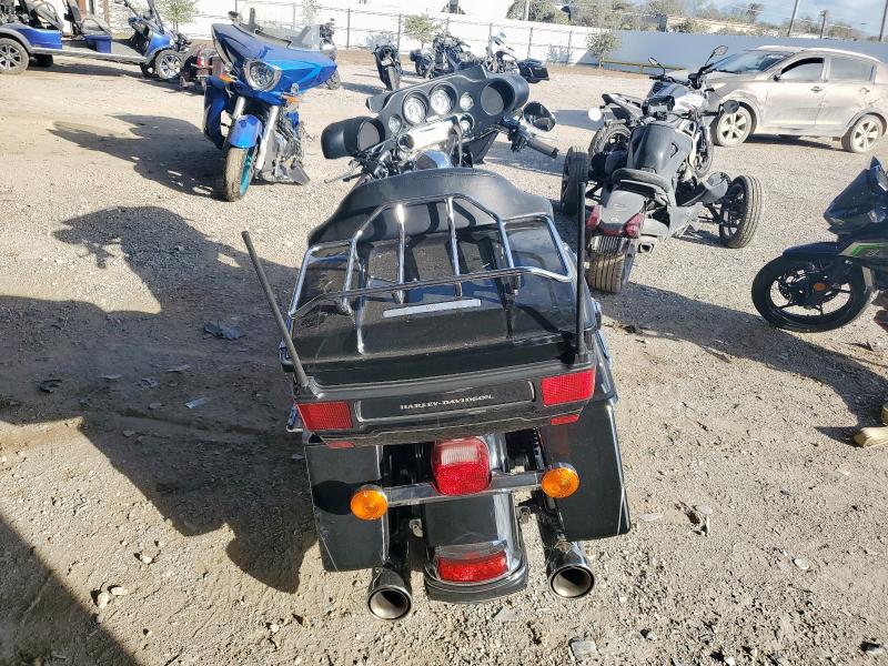 HARLEY-DAVIDSON FL 2012