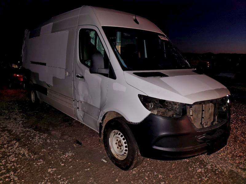 MERCEDES-BENZ SPRINTER 2019 VIN WD3PF1CD4KP051605