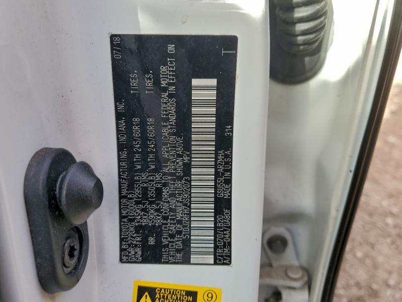 Фото 13 - TOYOTA HIGHLANDER