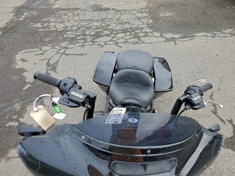 2017 HARLEY-DAVIDSON FL