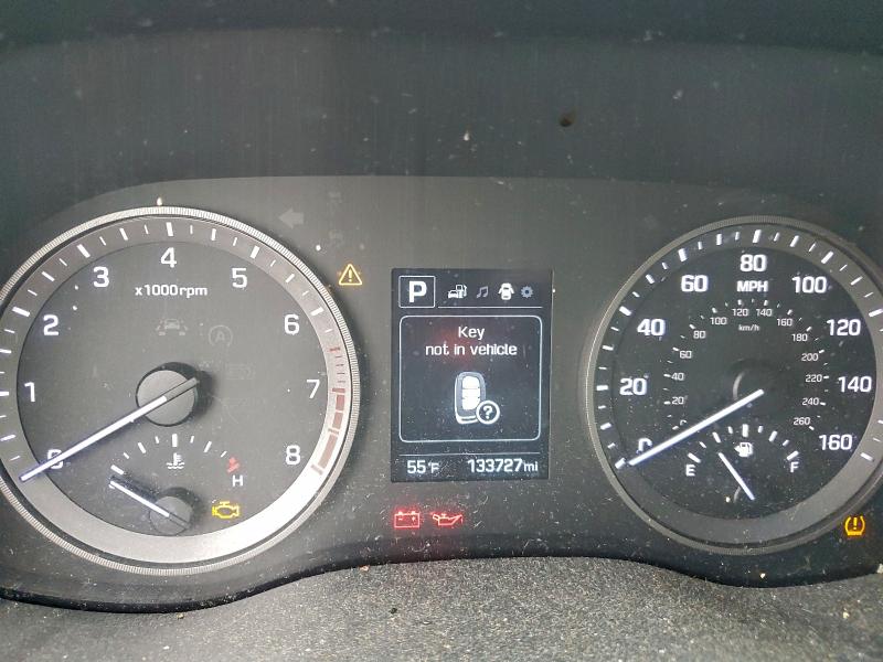 Фото 9 - HYUNDAI TUCSON