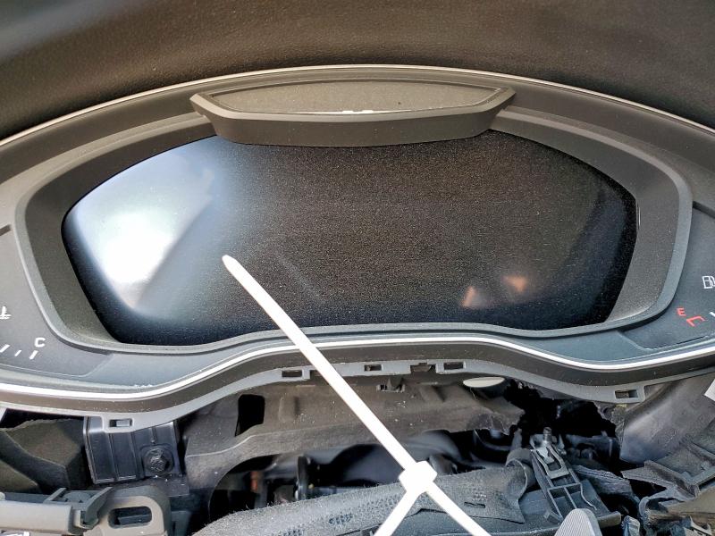 Фото 9 - AUDI A4