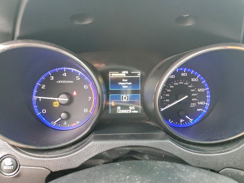 Фото 9 - SUBARU OUTBACK