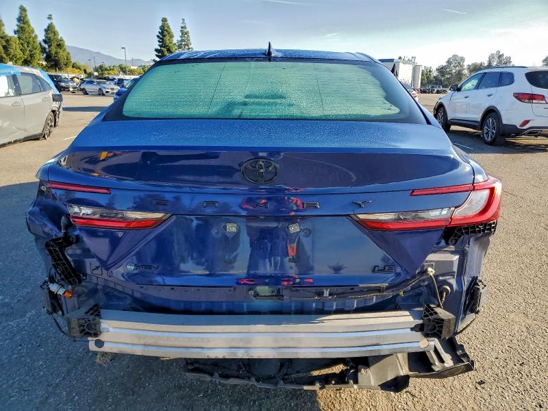 Фото 6 - TOYOTA CAMRY