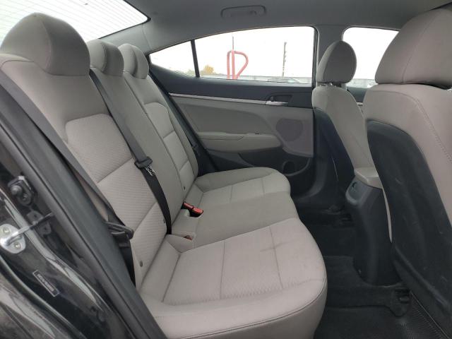 Фото 10 - HYUNDAI ELANTRA