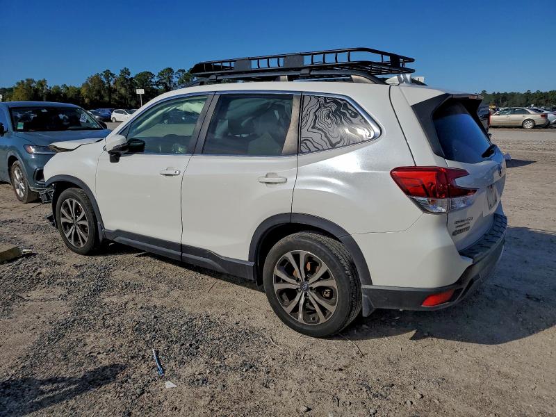 Фото 2 - SUBARU FORESTER