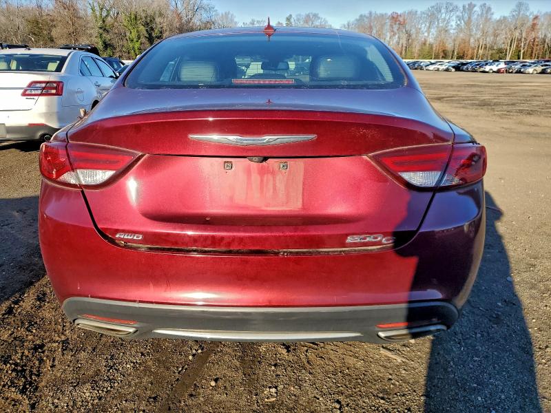 Фото 6 - CHRYSLER 200