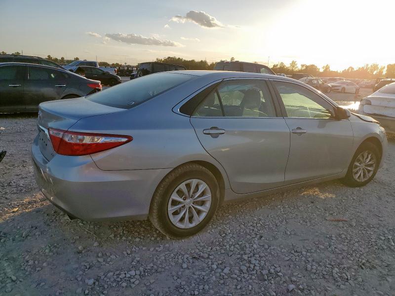 Фото 3 - TOYOTA CAMRY