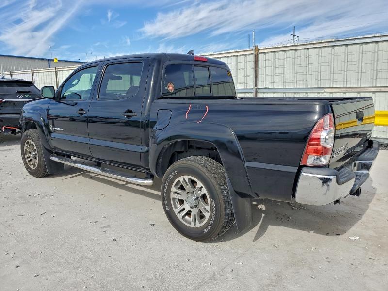 Фото 2 - TOYOTA TACOMA