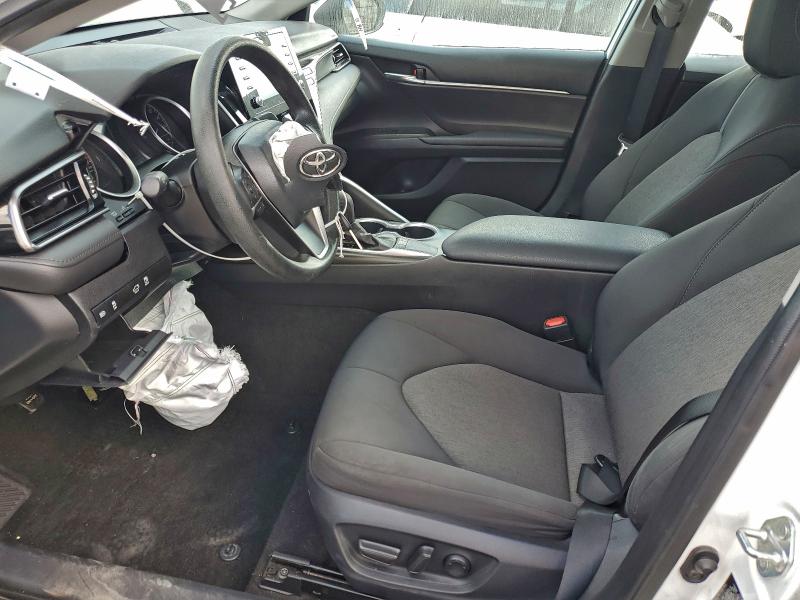 Фото 7 - TOYOTA CAMRY