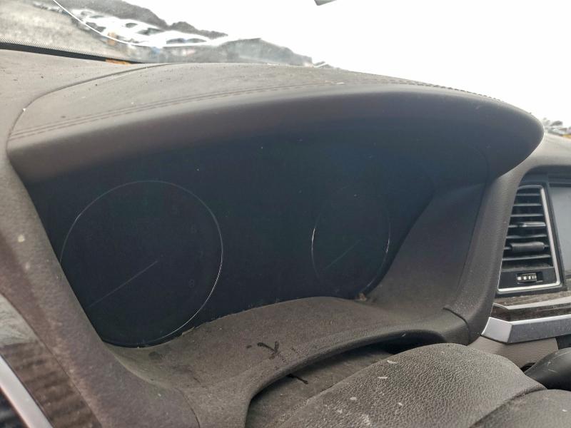 GENESIS G80 2017 VIN KMHGN4JE2HU180647