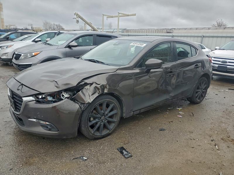 Фото 1 - MAZDA 3