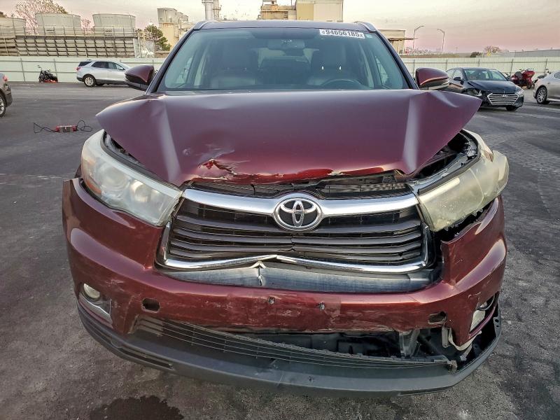Фото 5 - TOYOTA HIGHLANDER