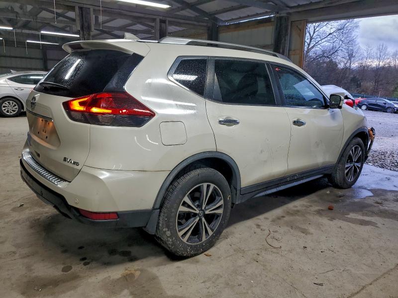 Фото 3 - NISSAN ROGUE