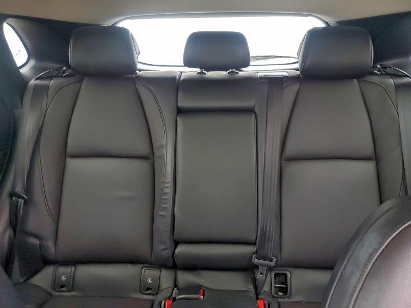 Фото 10 - MAZDA CX30