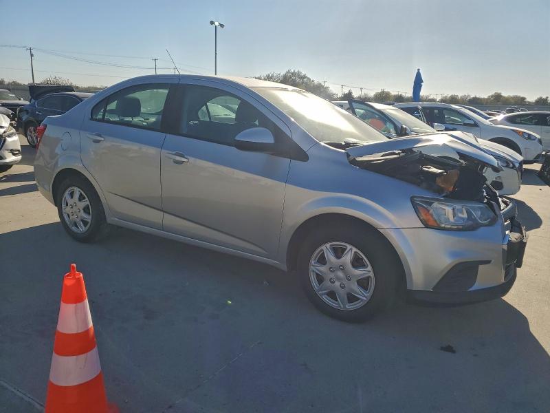 Фото 4 - CHEVROLET SONIC