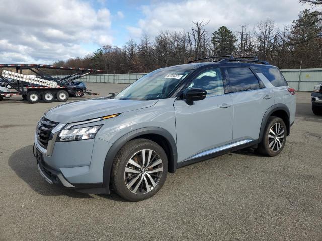 Фото 1 - NISSAN PATHFINDER