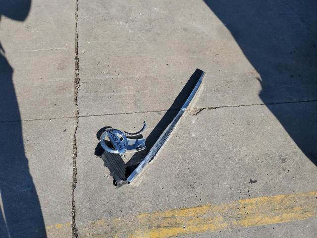 Фото 13 - NISSAN ROGUE