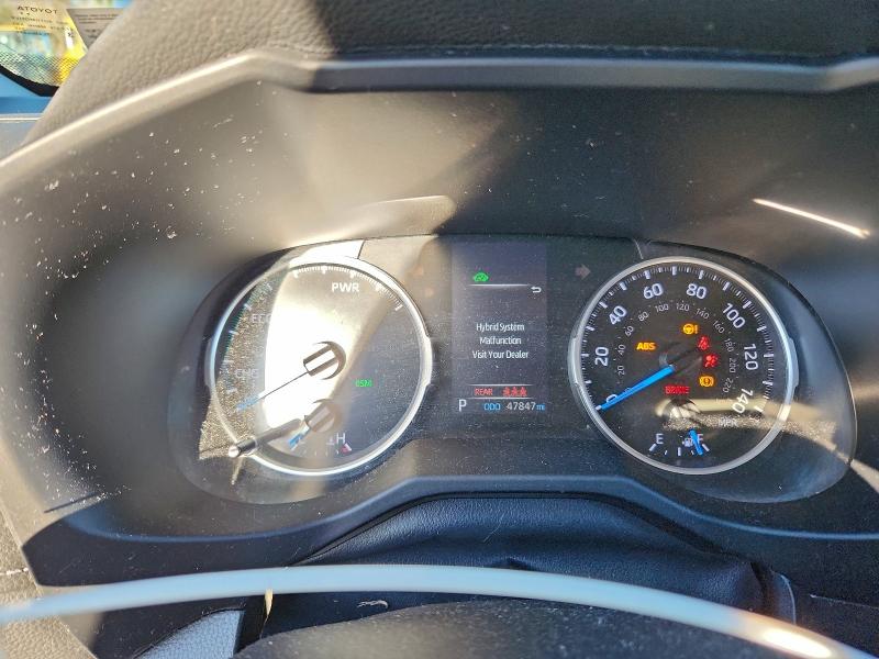 Фото 9 - TOYOTA RAV4