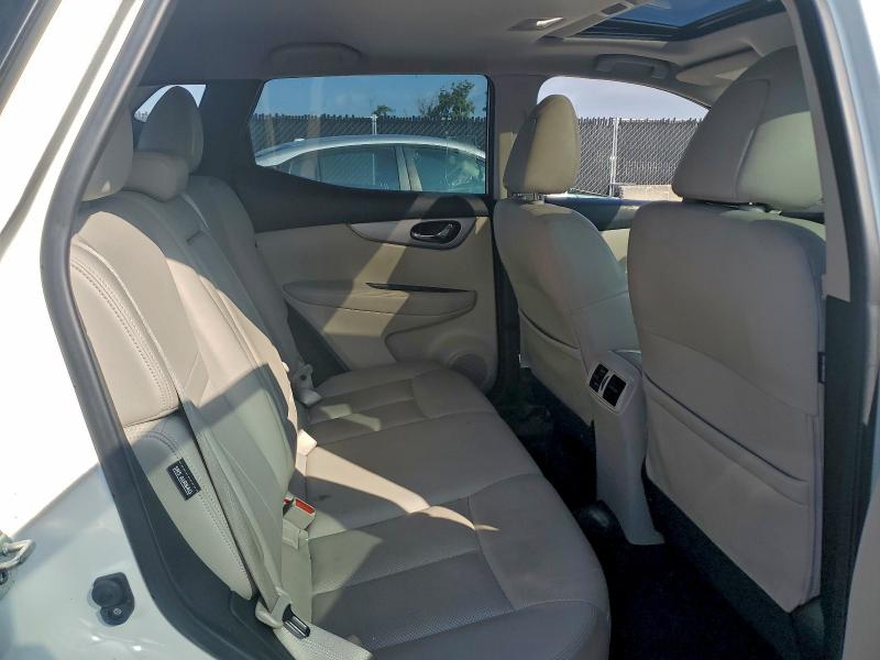 Фото 11 - NISSAN ROGUE