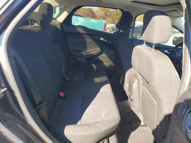 Фото 10 - FORD FOCUS