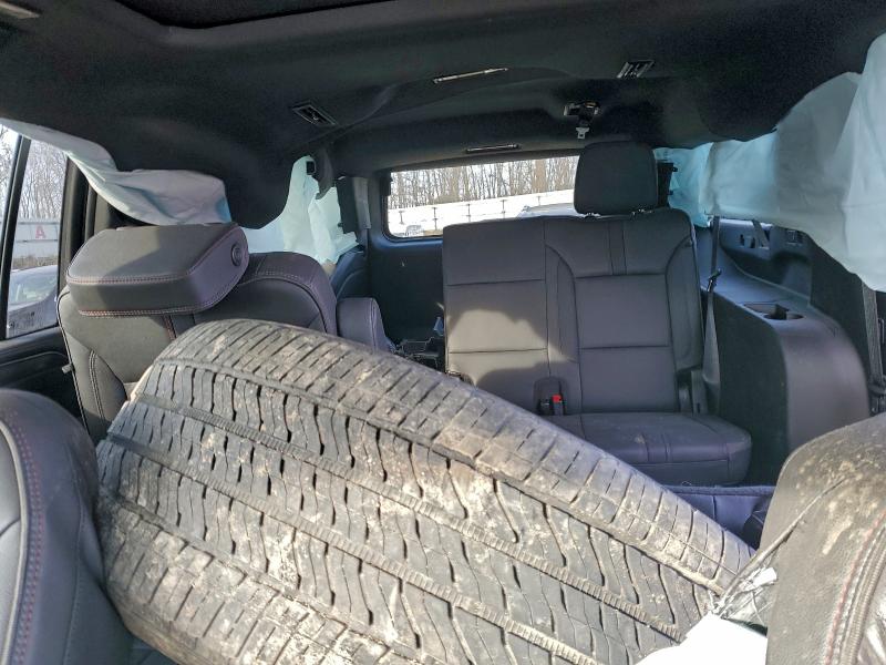 Фото 10 - CHEVROLET SUBURBAN