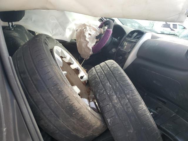 Фото 7 - NISSAN VERSA