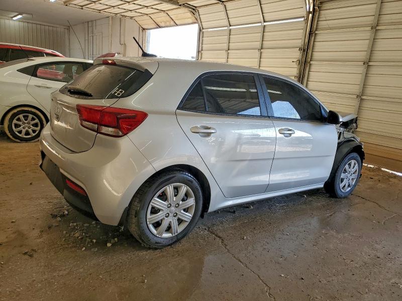Фото 3 - KIA RIO