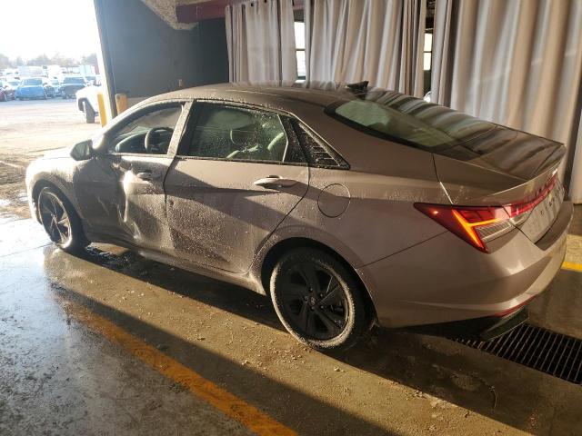 Фото 2 - HYUNDAI ELANTRA