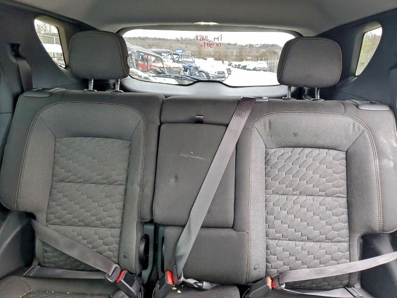 Фото 10 - CHEVROLET EQUINOX