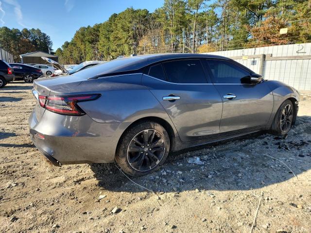Фото 3 - NISSAN MAXIMA