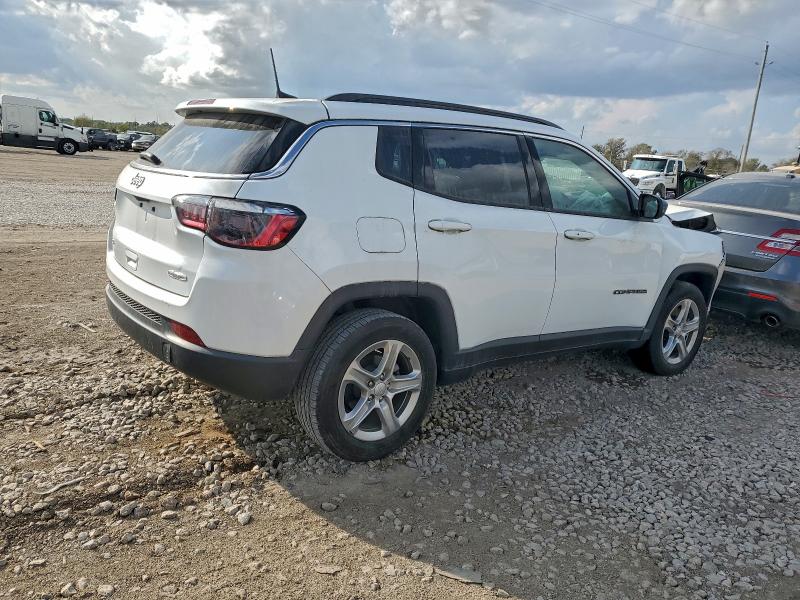 Фото 3 - JEEP COMPASS