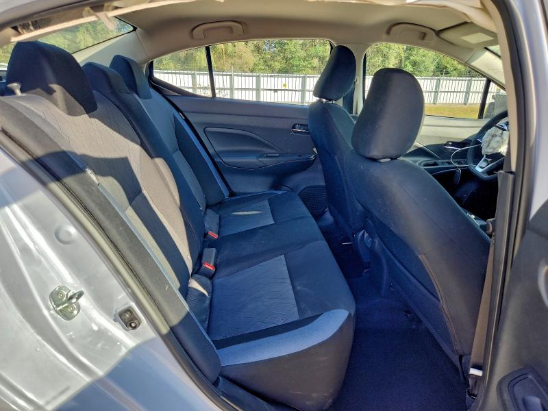 Фото 10 - NISSAN VERSA