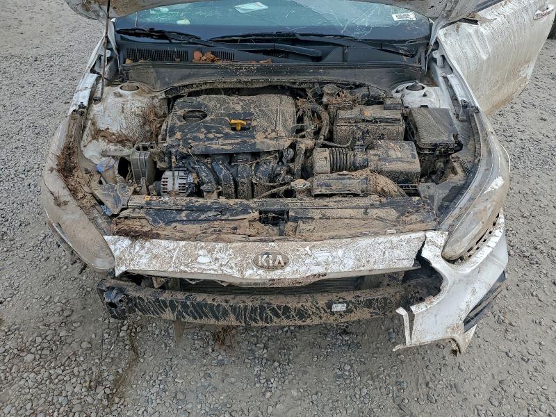 Фото 11 - KIA FORTE