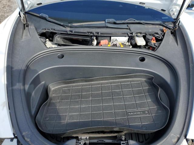 Фото 11 - TESLA MODEL 3