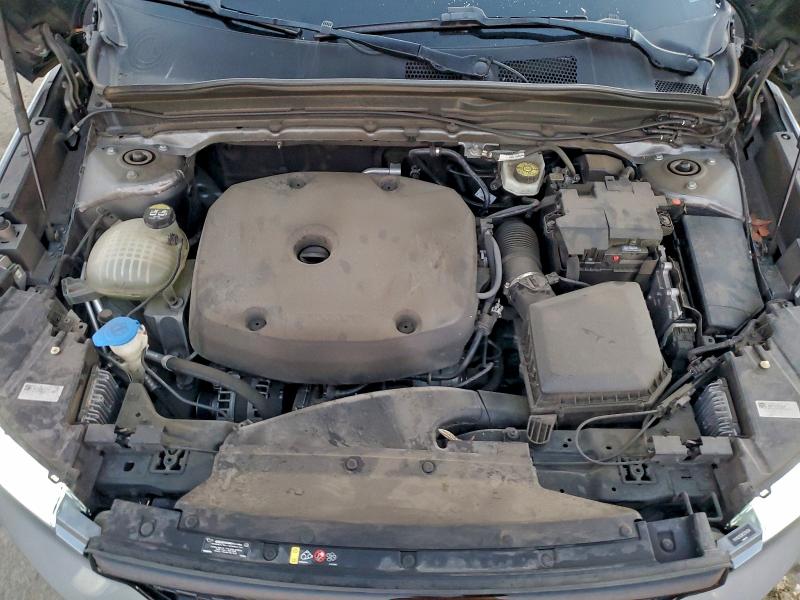 Фото 12 - VOLVO XC40