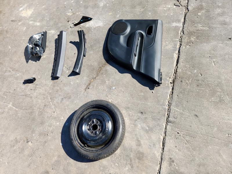 Фото 12 - TOYOTA PRIUS