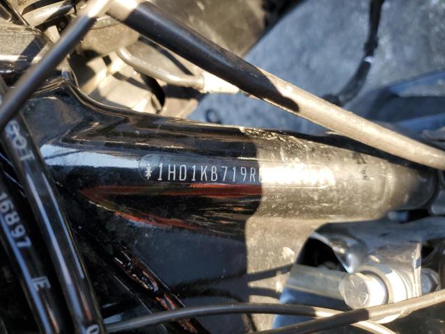 HARLEY-DAVIDSON FL 2024