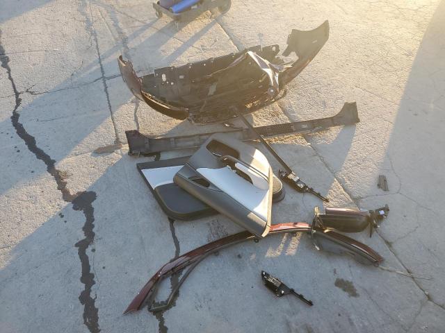 Фото 12 - HONDA INSIGHT