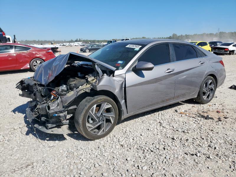 Фото 1 - HYUNDAI ELANTRA