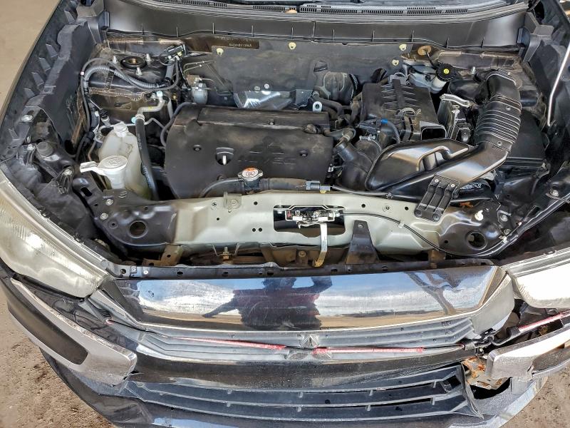 Фото 12 - MITSUBISHI OUTLANDER