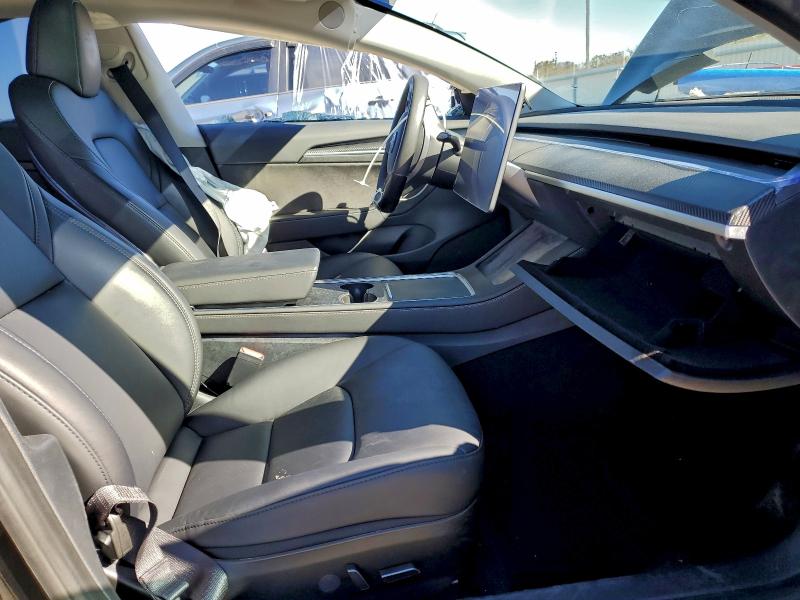 Фото 7 - TESLA MODEL 3