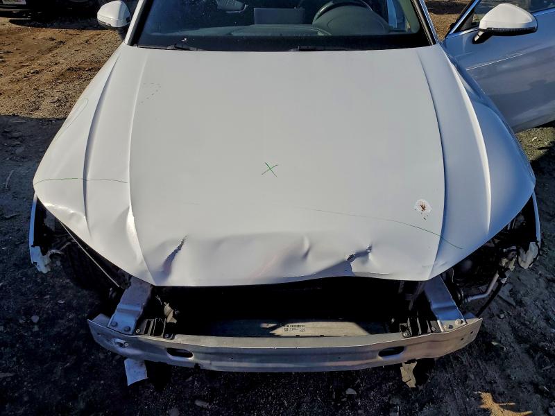 Фото 11 - AUDI A4