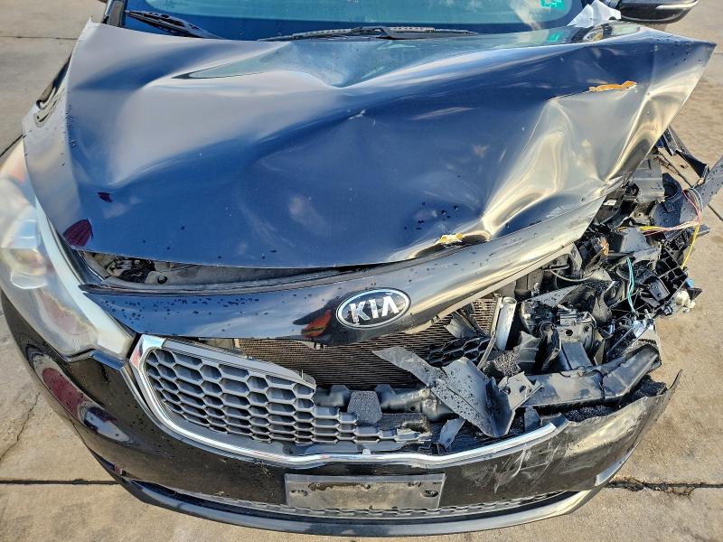 Фото 11 - KIA FORTE